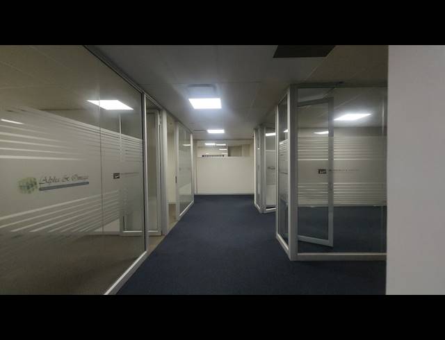 239M² OFFICE TO LET IN WESTVILLE